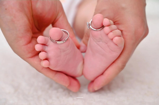 安康宝宝打喷嚏发烧 安康宝宝打喷嚏发烧